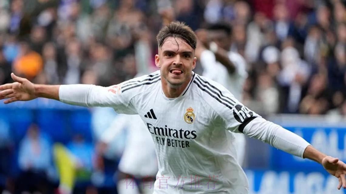 皇马高层:阿森西奥是一个超级球员 对他期望很大 皇马高层:阿森西奥是一个超级球员 对他期望很大